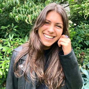 Meet your Posher, Hannah